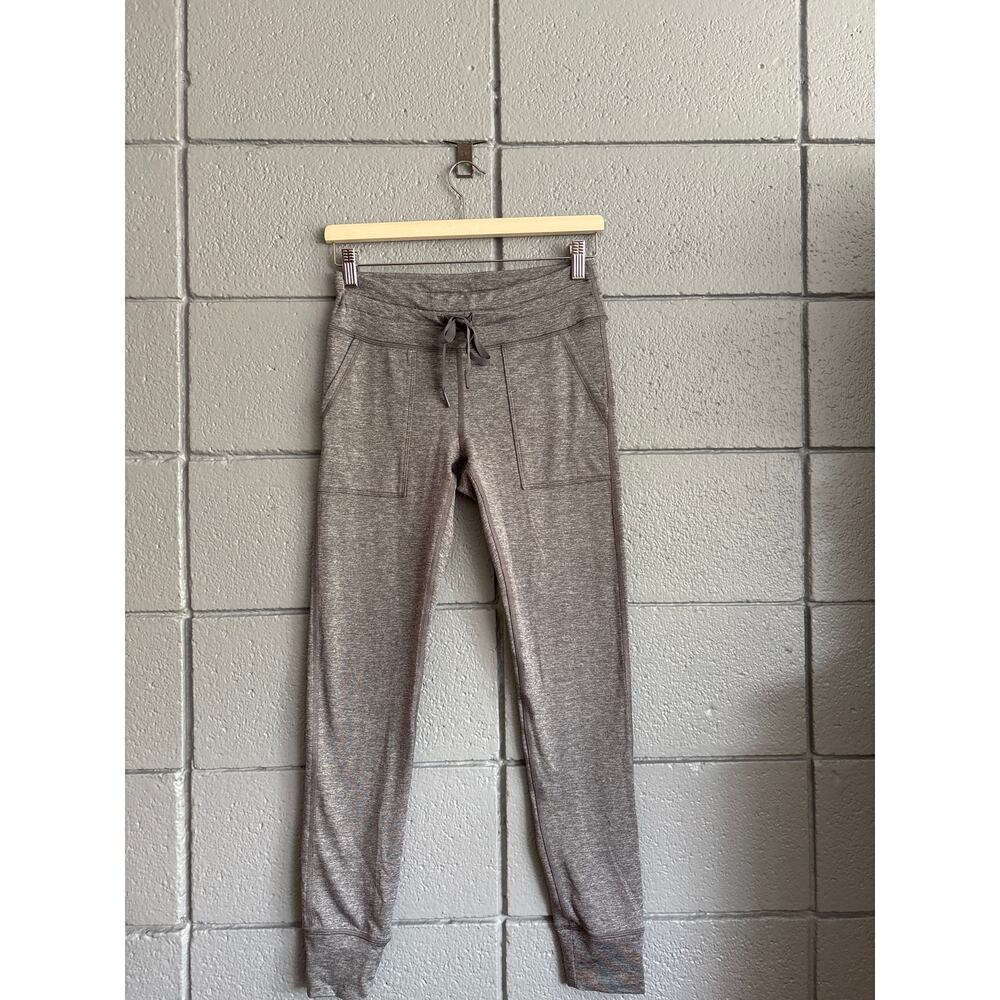 OFFLINE By Aerie Warmup Drawcord Legging in Medium Heather Gray size M - Picture 2 of 4
